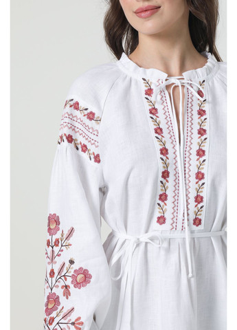 Білий коротка пряма сукня-вишиванка з льону з квітковою вишивкою та поясом ружина., р., код 0497/50/530 ГАЛЕРЕЯ ЛЬОНУ