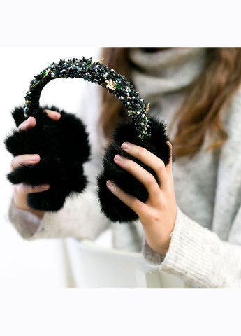 Теплі хутряні навушники, розшиті кришталем, смарагдового кольору, розмір універсальний Ksenija Vitali (306853331)