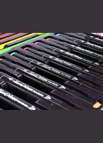 Компактный художественный набор для юных художников в алюминиевом кейсе 68 предметов (2104618609) No Brand (344465682)