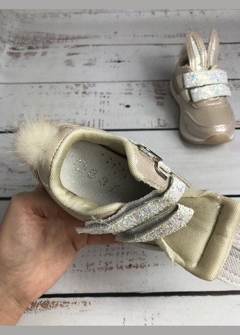 Бежеві всесезонні кросівки дитячі для дівчинки .kids бежевий (403) ВВТ