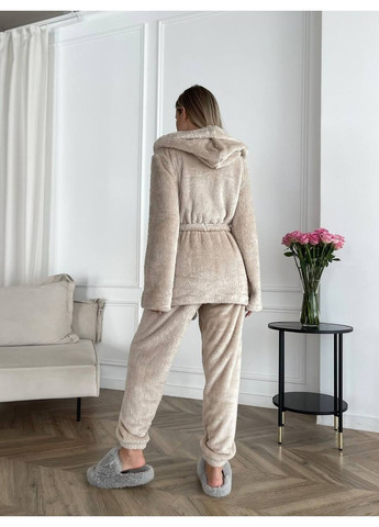 Бежевая зимняя мохровая пижама No Brand