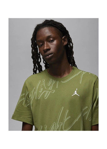 Зеленая футболка мужская t-shirt flight essentials green Air Jordan