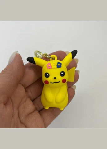 Брелок Pikachu Пикачу с цветами для сумки ключей игрушка Силиконовый Желтый 6 см x 4.5 см Finding (322649080)