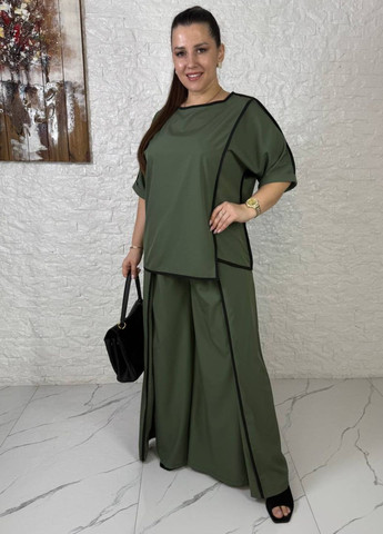 Женский повседневный костюм двойка с кантом: блуза с неровным низом и брюки нахлест Україна (329369655)