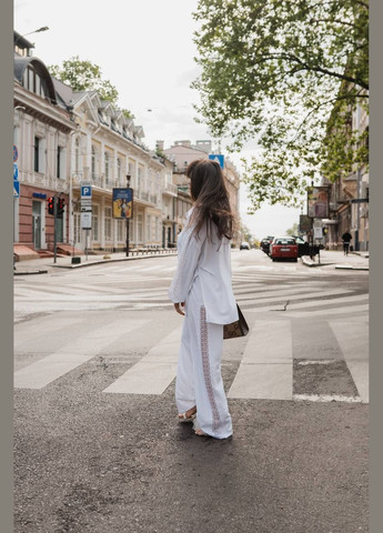 Брючний костюм двійка з мереживом Україна (332670288)