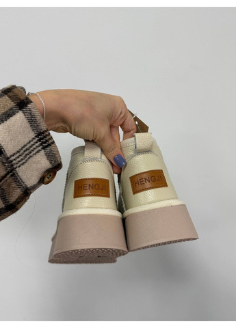 Стильні жіночі уггі No Brand (362460493)