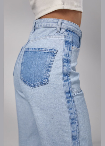 Женские джинсы с лампасами и накладными карманами - голубой Lurex - (282957719)