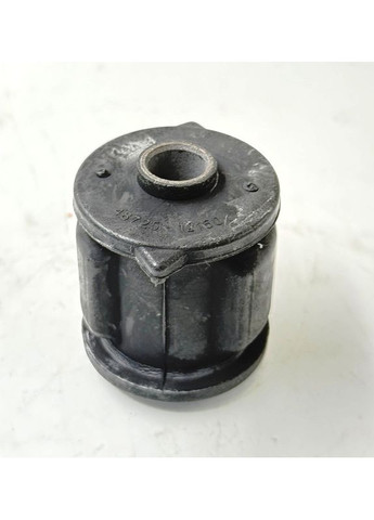 Сайлентблок заднего продольного рычага передний, AAMT01073, 48725-12150, Toyota Avensis Corolla Tenacity (363839801)