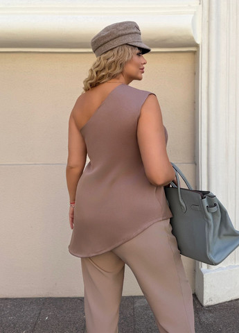 Темно-бежева блуза на одне плече асиметричного крою без застібок No Brand