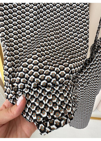 Черно-белая всесезон женская пижама | чёрно-белая майка + брюки Vital-Textile 1219