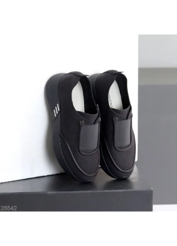 Жіночі кросівки No Brand чорні (382184988)