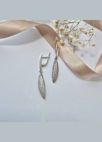 Срібні сережки із золотою пластиною з підвіскою Палички в Білих каменях срібло 925 проби золото 375 231 7.80 No Brand (322504288)