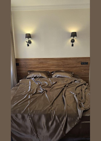 Атласний комплект постільної білизни Напівторний 145х210 наволочка 50х70 2шт з кантом Шоколадний (П4К-atlas25-10) No Brand (342097443)