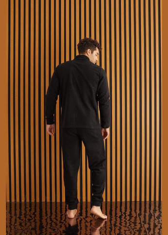 Мужской домашний костюм с флисом полар на змейке. Pijamoni (352769910)