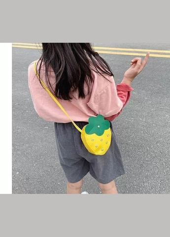 Дитяча сумка для дівчаток подарунок сумочка жовта Полуниця PRC (264914014)