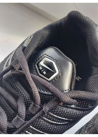 Чорні літні кросівки nike air max plus tn black найк аір макс тн плюс No Brand