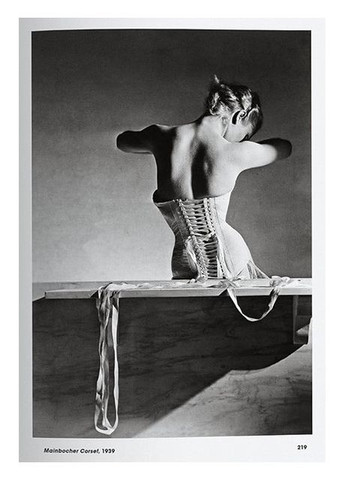 Книга Photo Icons. 50 Landmark Photographs and Their Stories (9783836577748) Taschen (364654365)