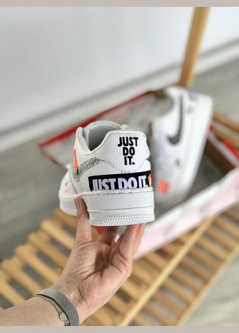 Кроссовки женские Nike Air Force 1 Low Just Do It White | Найк Аир форс 1 низкие белые No Brand белые демисезоны (307397790)