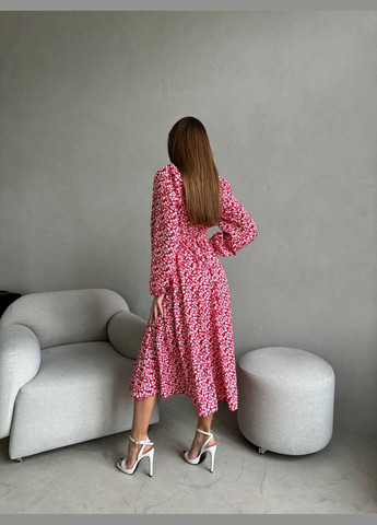 Красное нежное длинное летнее платье из софта и шнуровкой на спине, красное платье в цветочном принте из качественного софта No Brand