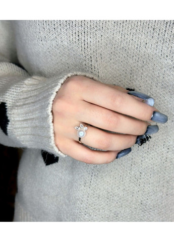 Серебряное кольцо с натуральной жемчужиной и белым кубическим цирконием покрыто родием — нежность, утонченность в одном творении 💍✨ Family Jewelry House (356567872)