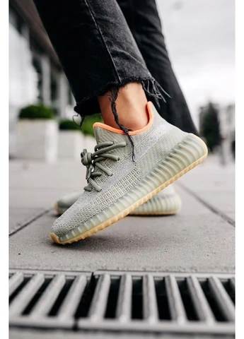 Цветные летние кроссовки adidas yeezy boost 350 v2 desert sage адидас изи буст No Brand