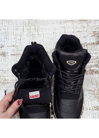 Черные зимние ботинки мужские зимние черные спортивного типа меховые KMB