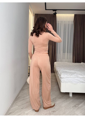 Женский костюм с кроп-топом и прямыми брюками. Україна (356683180)