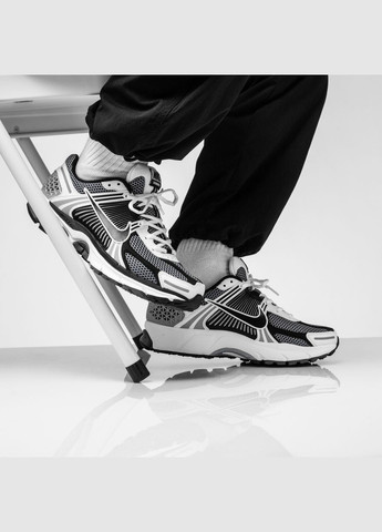 Белые демисезонные кроссовки мужские nike zoom vomero 5 grey ci1694 No Brand