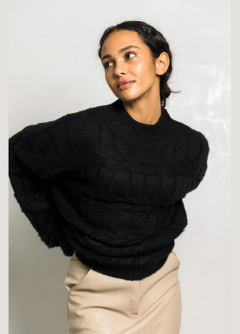 Черный демисезонный свитер пуловер Seventeen