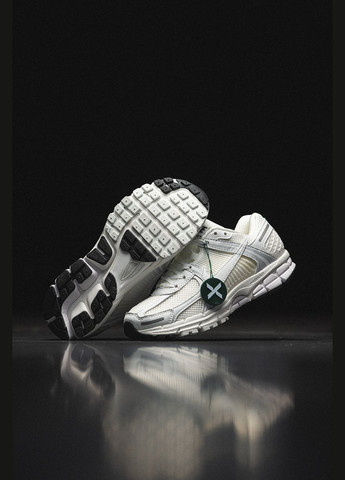Білі Осінні кросівки чоловічі, в'єтнам Nike Zoom Vomero 5
