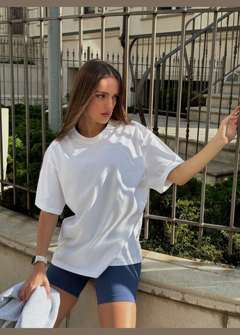 Футболка хлопковая свободного кроя удлиненная со спущенным рукавом оверсайз Белая Base Оверсайз - (316634774)