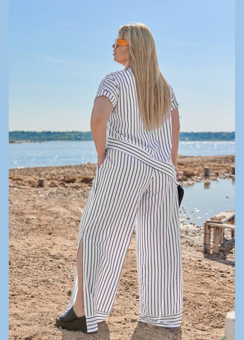 Женский костюм-двойка из софта цвет белый New Trend (329408536)