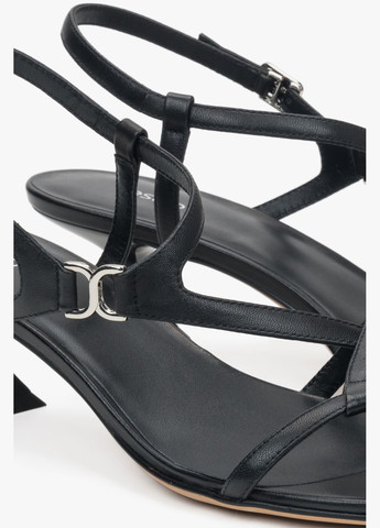 Черные босоножки, цвет черный Estro
