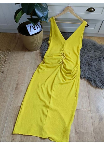 Жовтий стильна жовта сукня міді Zara