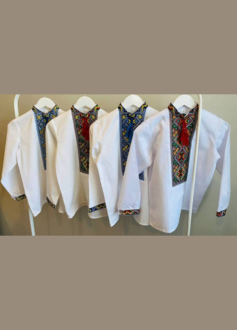 Яскраво-червона багатоколірна вишиванка на хлопчика Lelyk візерунок геометричний бязь (303354981)