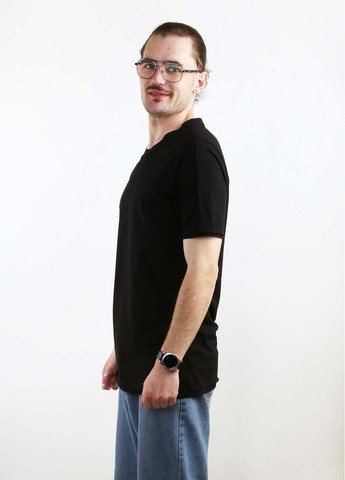 Чорна футболка чоловіча Black Island