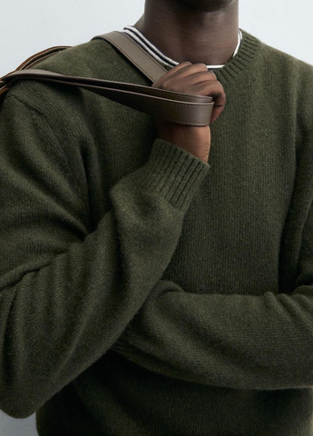 Оливковый (хаки) зимний свитер Zara