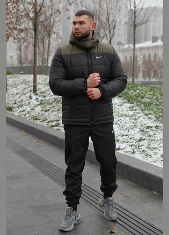 Оливковая (хаки) зимняя куртка зимняя мужская «frost» хаки-черная No Brand