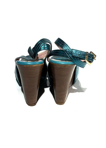 Бирюзовые босоножки Pinko