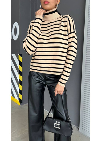 Бежевий демісезонний светр у смужку з високим коміром – замір в описі DK/DL Мода без кордонів