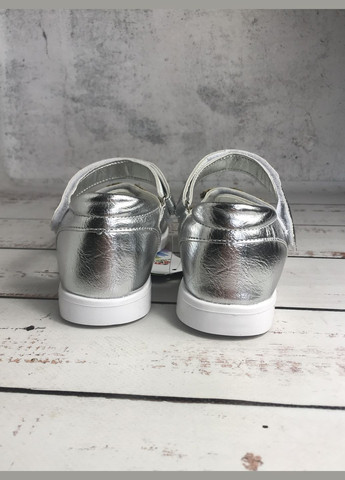 Серебряные детские босоножки для девочки kimbo-o серебряный (570) Kimboo с цветами, с жемчугом