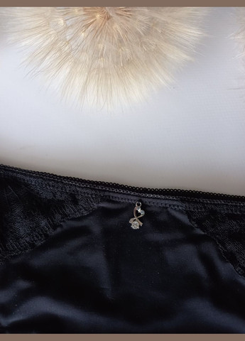 Трусики жіночі чорні з мереживом 4250 розмір L.48 Naturana (368787941)