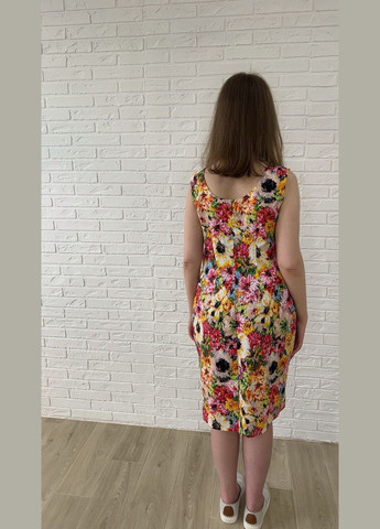 Желтое повседневный, кэжуал желтое поплиновое хлопковое летнее женское платье-футляр миди с цветочным принтом с красными цветами с желтыми цветами платье-майка, футляр No Brand с цветочным принтом