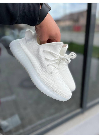 Білі Осінні кросівки чоловічі adidas yeezy boost 350 v2 triple full white 2 адідас ізі буст No Brand