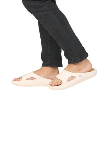 Бежевые пляжные шлепанцы Rieker