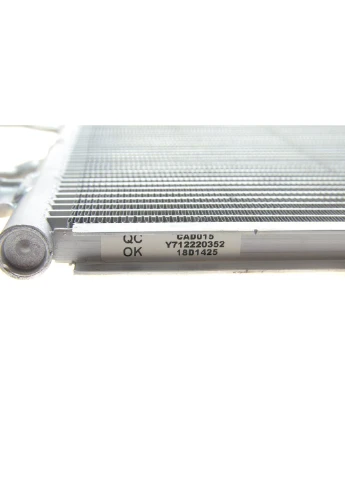 Радіатор кондиціонера VW Passat 1.6-2.8 94 03005140 (opt-om) Van Wezel (366141925)