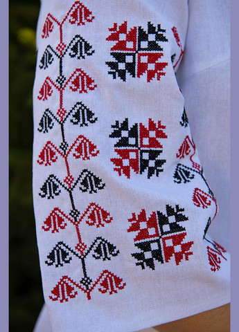 Белая рубашка V&V