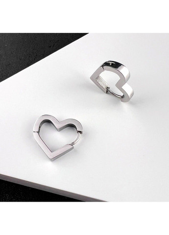 Сережки із медичної сталі у вигляді серця ES-319 No Brand (299330431)