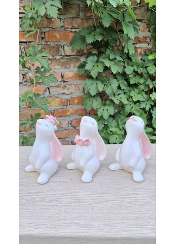 Декоративная керамическая статуэтка Зайчик Гармоника с цветком No Brand (362669748)