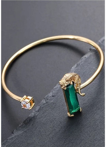 Браслет скоба леопард с изумрудным кристаллом, 4764-3 No Brand (370369248)